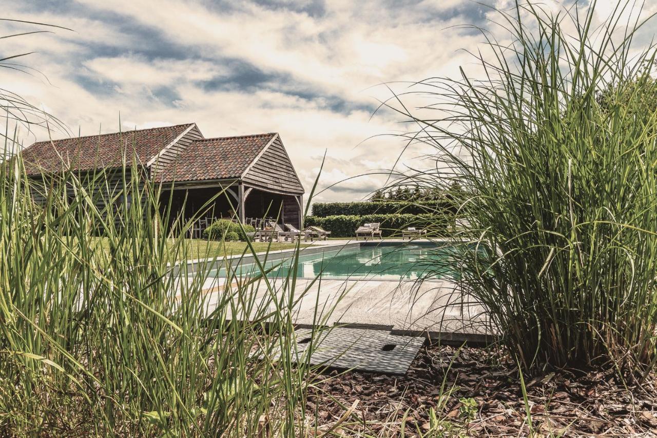 ホテル Domaine Sur Les Sarts Ohey エクステリア 写真