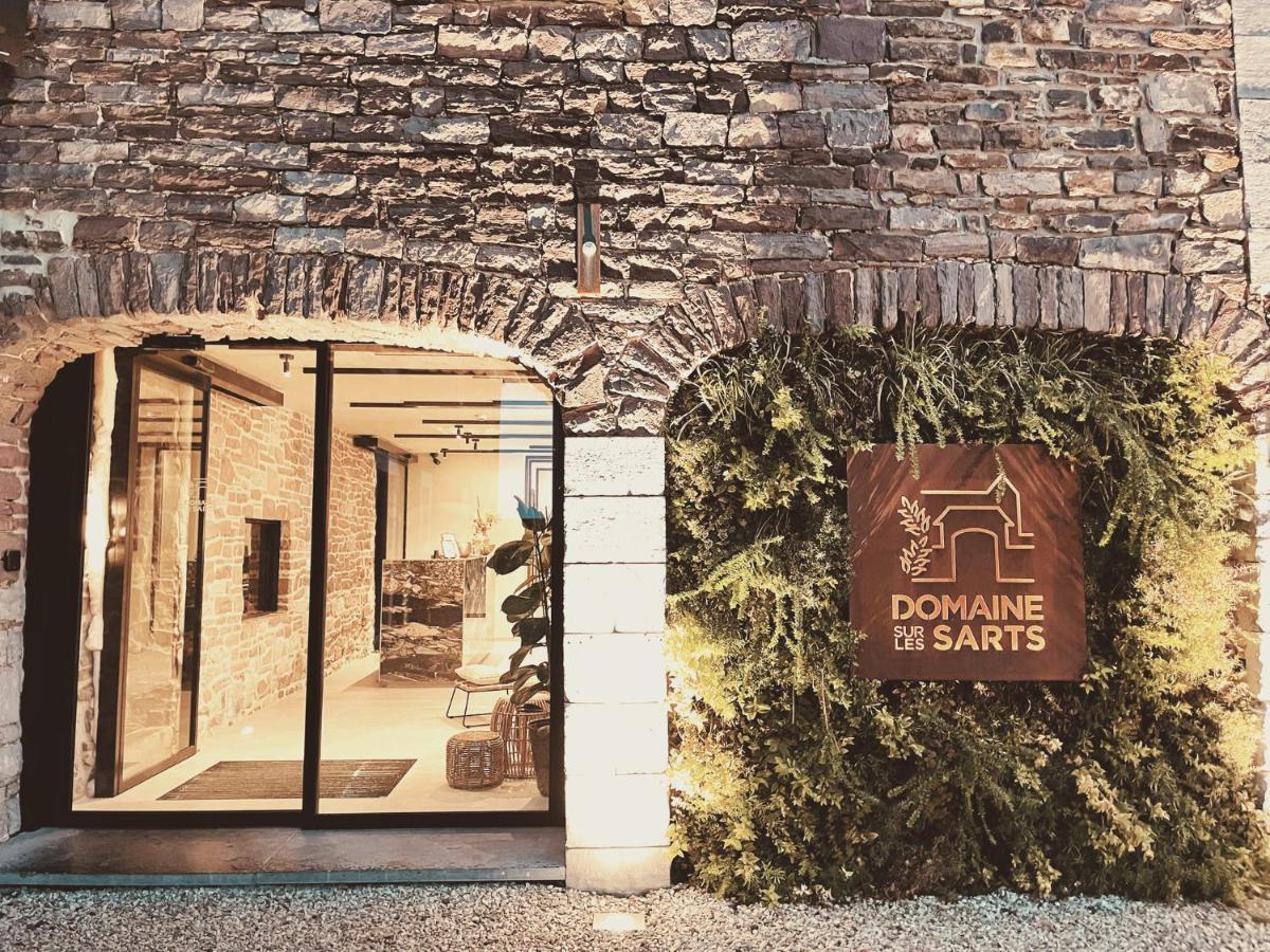 ホテル Domaine Sur Les Sarts Ohey エクステリア 写真