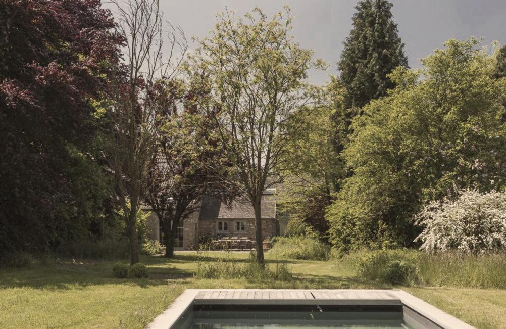 ホテル Domaine Sur Les Sarts Ohey エクステリア 写真